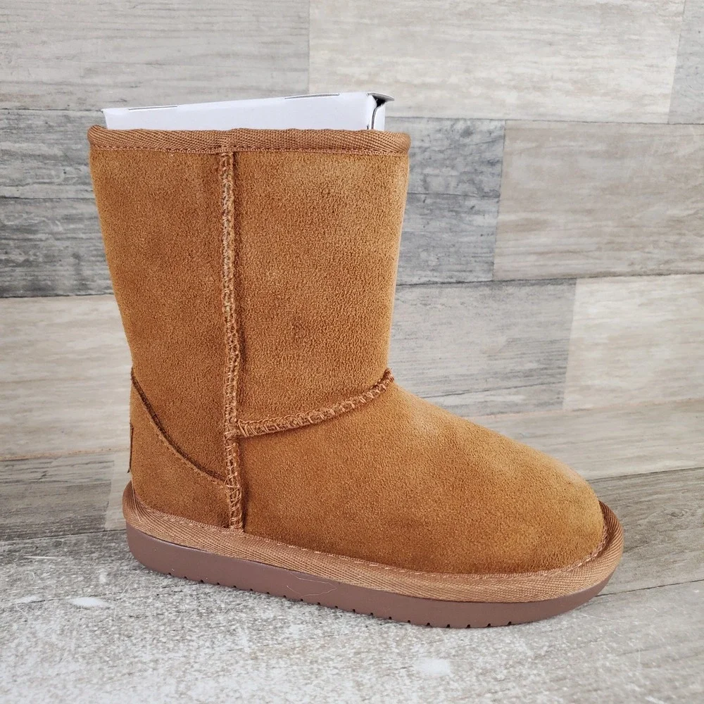 Koolaburra by UGG Kids Koola Short Boots Sz 9 Chestnut Suede Faux Fur Lined